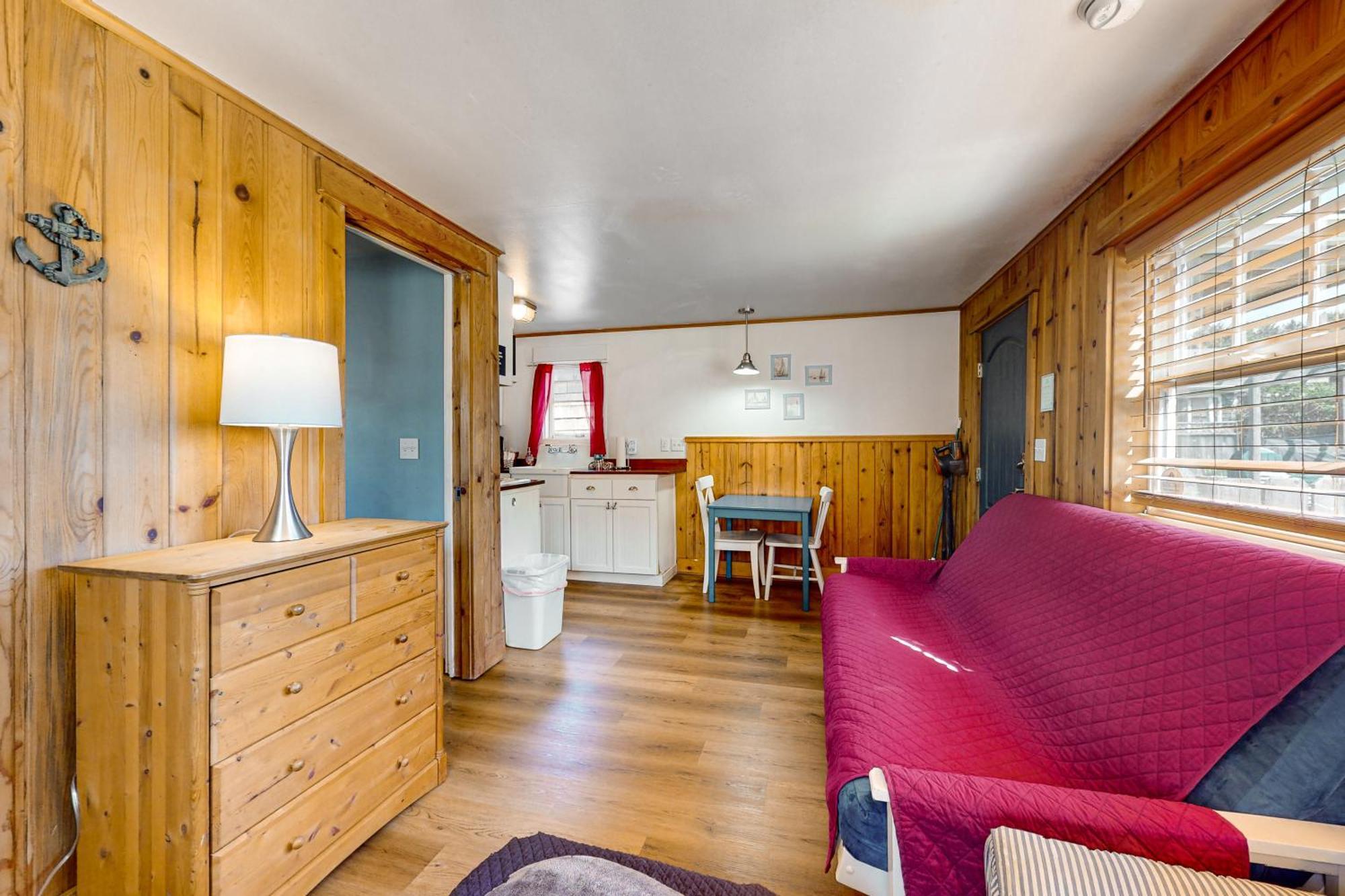 Hidden Villa Cottages Cannon Beach Room photo