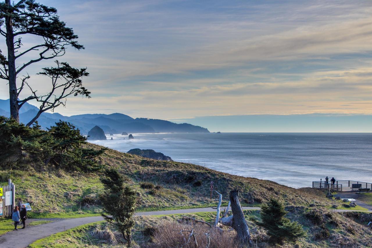 Hidden Villa Cottages Cannon Beach Room photo